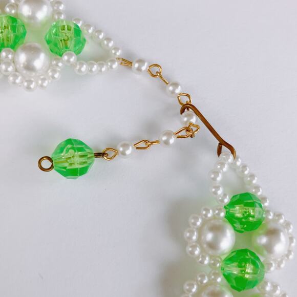 VTG Green Beaded Choker Necklace Faux Pearl Gold Tone Adjustable Y2K 2000s - Picture 7 of 12